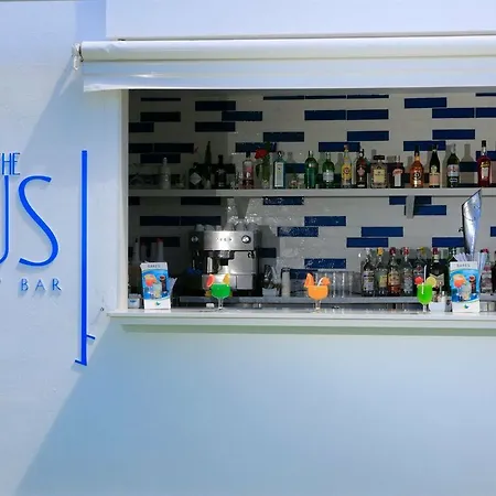 호텔 Fergus Cactus Garden 4*